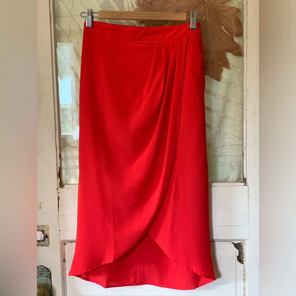 Tulip skirt size small